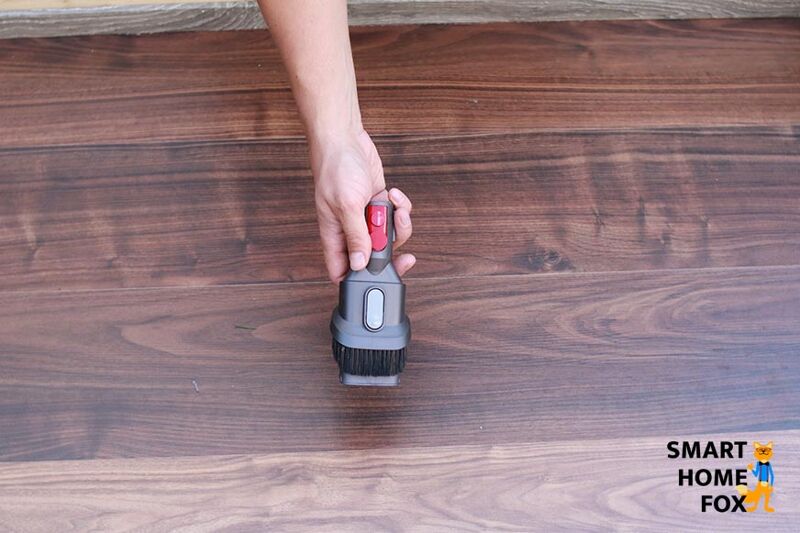 Die Kombi-Zubehördüse des Dyson V8 Absolute